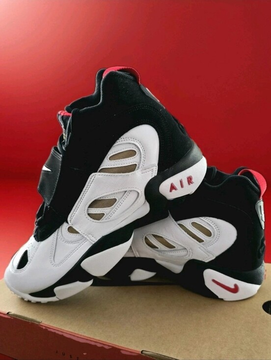 Nike Other - Nike Air Diamond Turf 2 49ers II7080-001 Unisex Basketball Sneakers